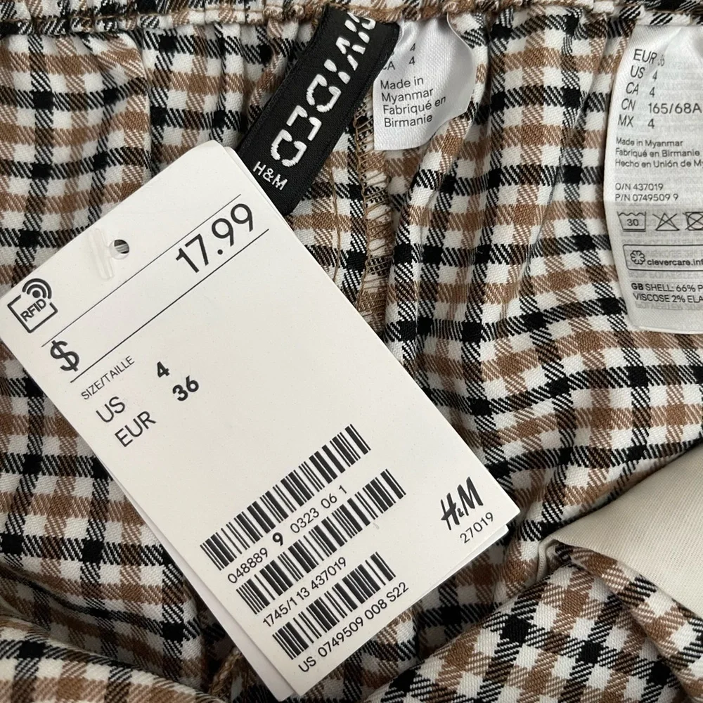 H&M DIVIDED Shorts with Tie Belt